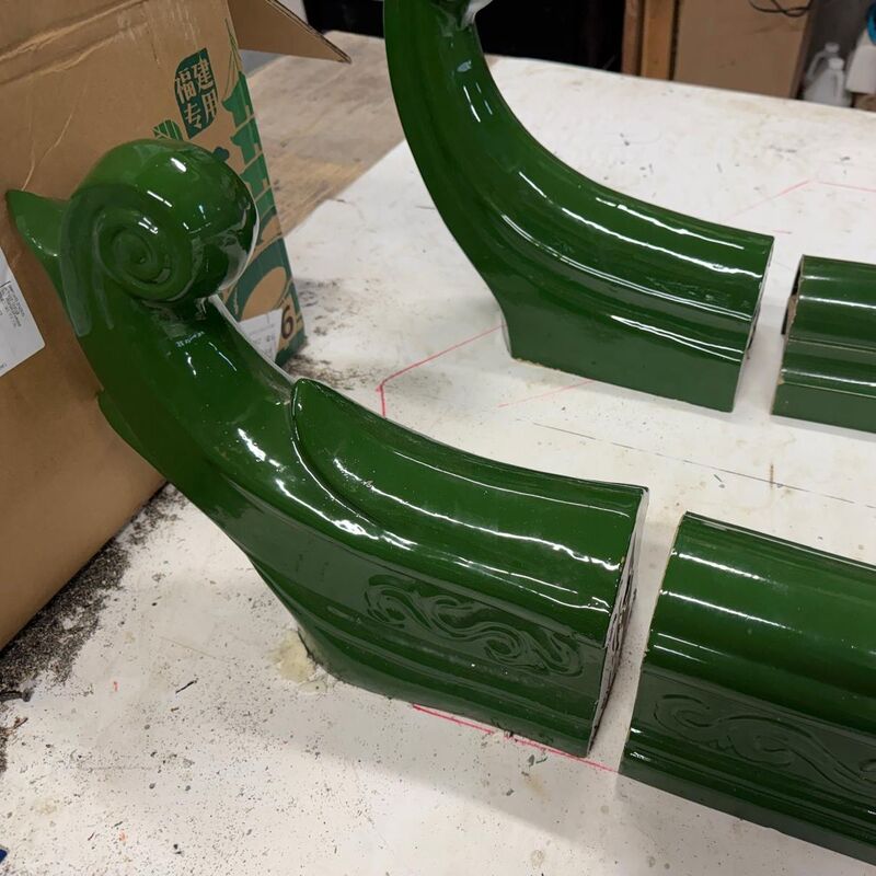 กรอบไม้ พาวิลเลี่ยนสไตล์จีนที่มีกระจกกระจกสีเขียว เนื้อเยื่อไม้เรตโร สวนทัศน์ Gazebo สําหรับระเบียง การตกแต่งธรรมชาติ