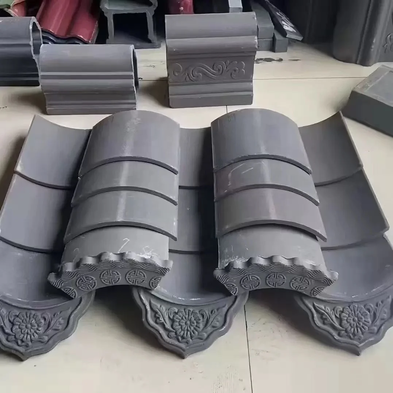 กระเบื้องหลังคาดินเทียมสีเทาจีนแบบดั้งเดิม ชุดที่มีผนังตกแต่ง กระเบื้องหลังคาโค้งอาเซียนโบราณ สําหรับโบสถ์และวัด